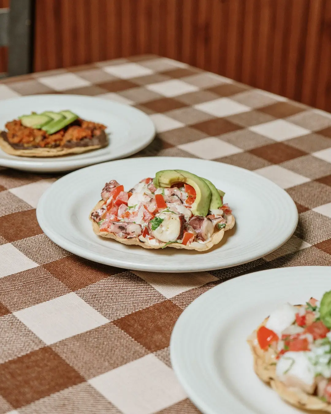 Tostada de la casa, foto real de La Perla